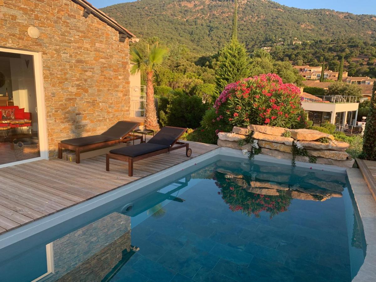 Villa Perla Saint-Tropez Cavalaire Sur Mer, 3-5 Chambres, Vue Mer, Piscine Chauffee Avril A Octobre Eksteriør bilde