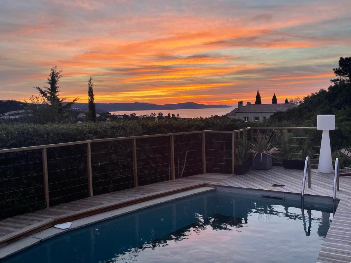 Villa Perla Saint-Tropez Cavalaire Sur Mer, 3-5 Chambres, Vue Mer, Piscine Chauffee Avril A Octobre Eksteriør bilde